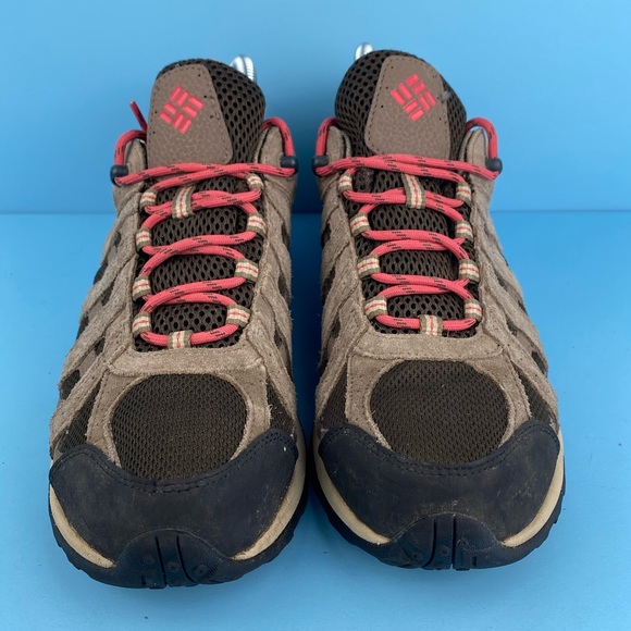 Columbia Hiking Shoes. - Picture 2 of 8